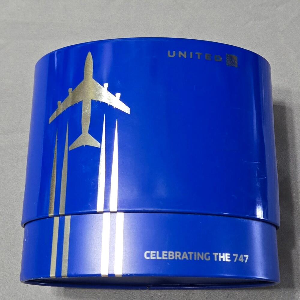 United Airlines Business Class Celebrating The 747 Amenity Tin